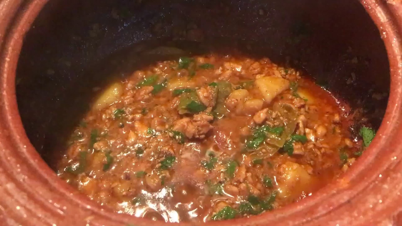 The best QEEMA ALU IN CLAY POT OR MITTI KI HANDI