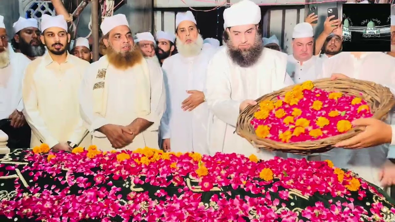 28 wan salana uras pak per HAZRAT KHAWAJA NAVEED HUSSAIN (DARBAR ALLAH HOO)