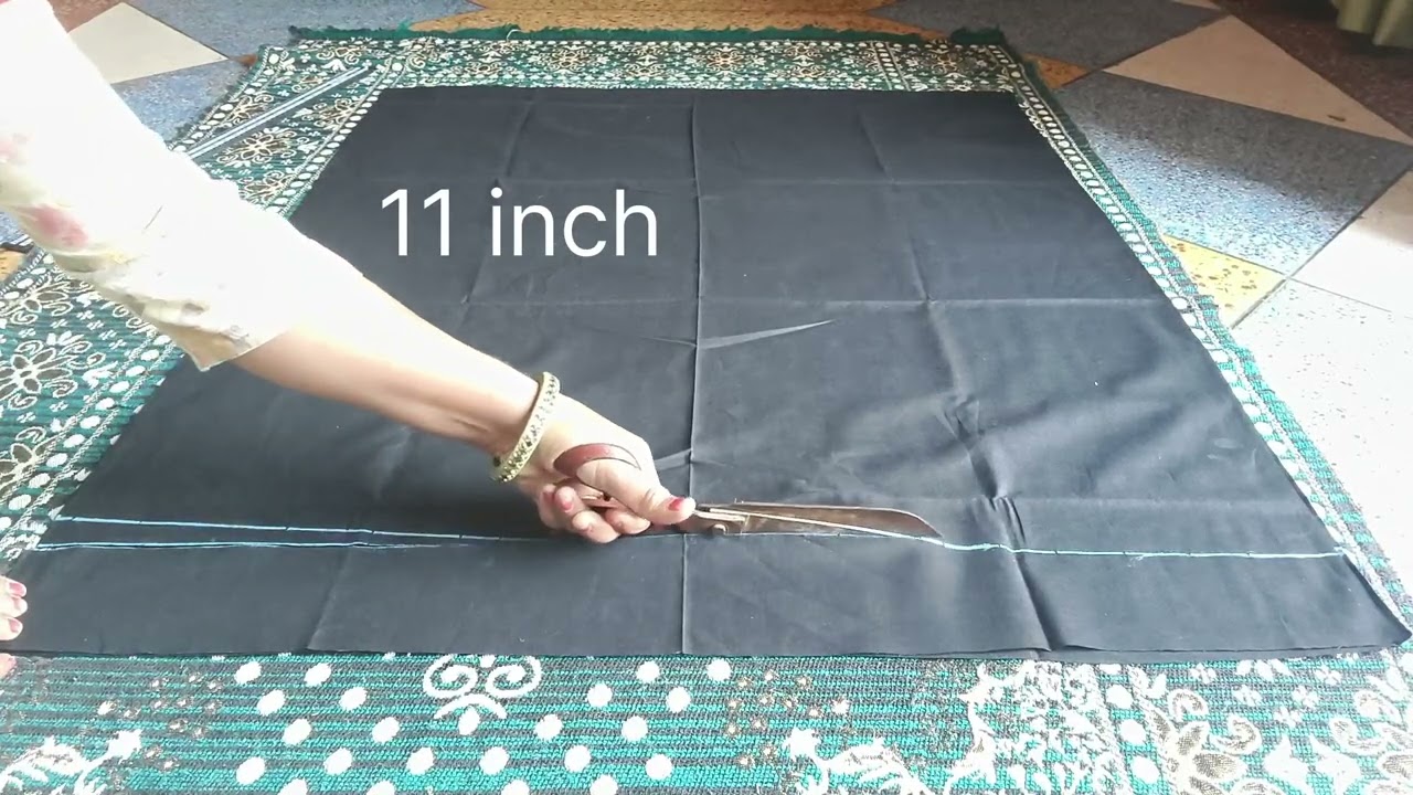 चार काली पेटीकोट की कटिंग आसान तरीके से / 4 Kali petticoat ki cuttings  ✂️ easy trick 