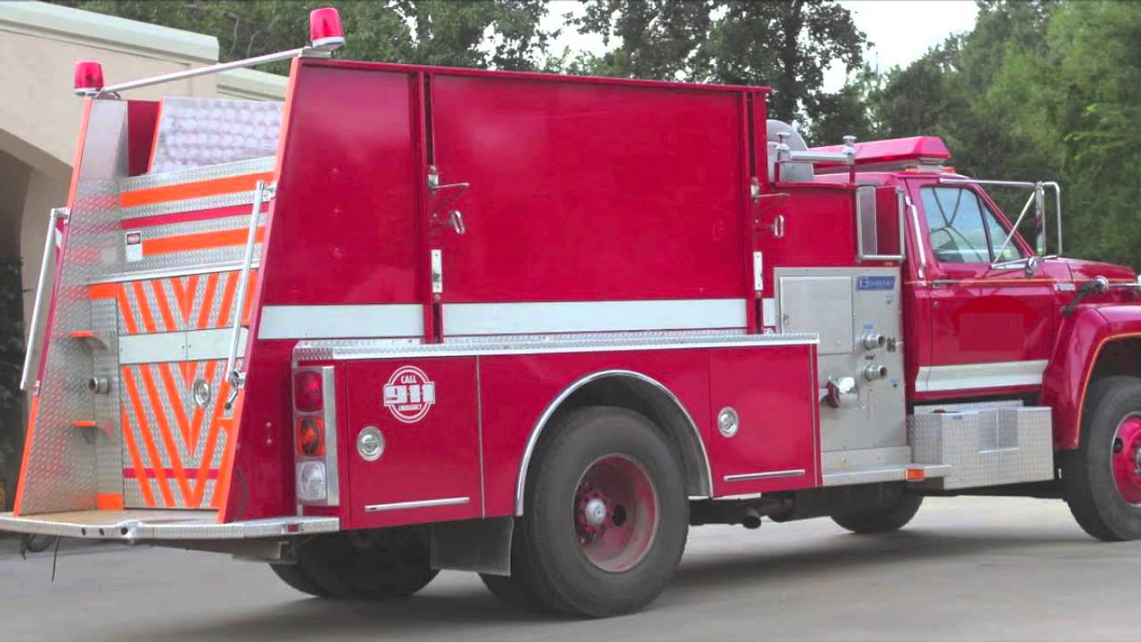 1993 Ford Fire Truck 1250 /1000 (E2608)