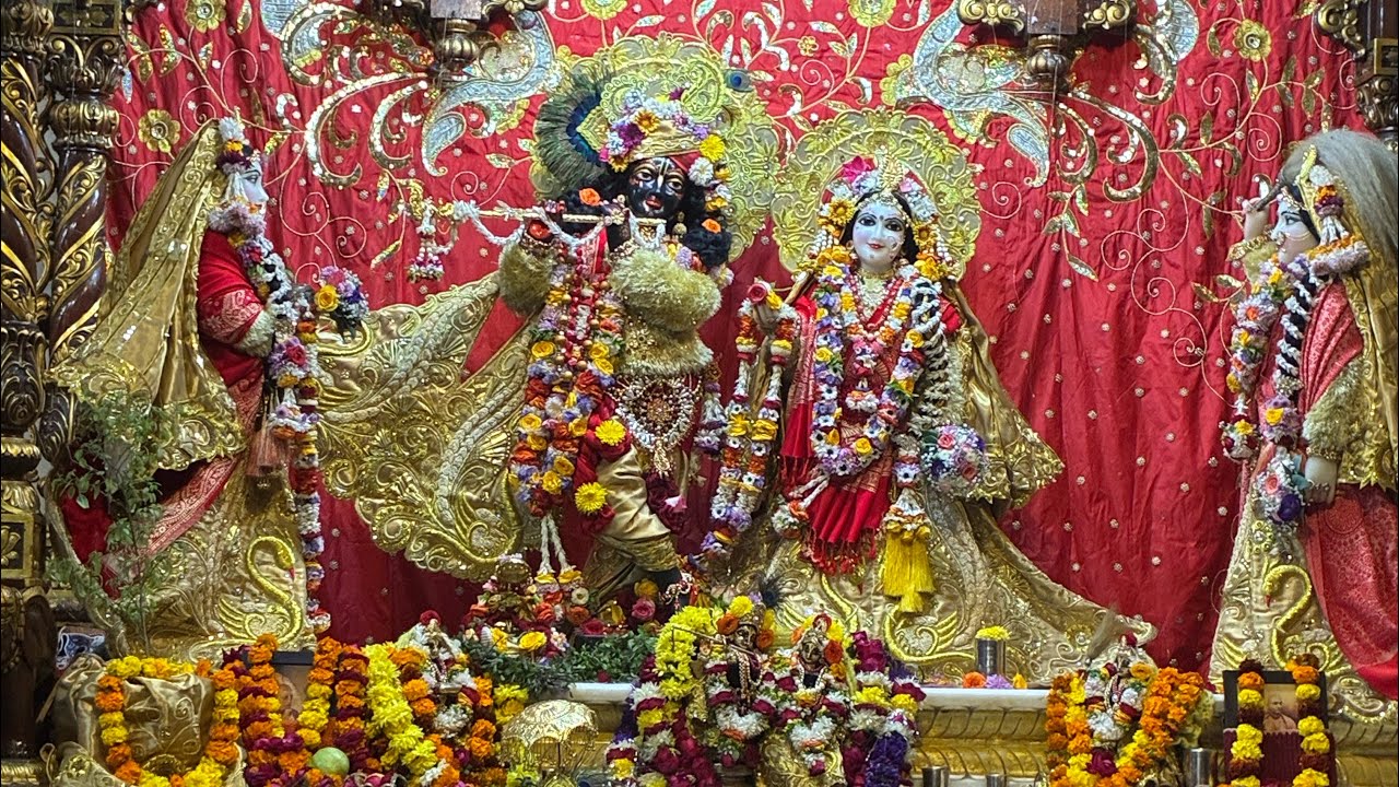 Iskon Bhajan #iskontemple #krishna #harekrishna  #harerama #vrindavan 