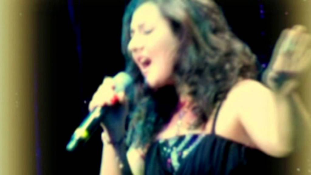 io voglio VIVERE...cover , NOMADI   canta CAMILLA