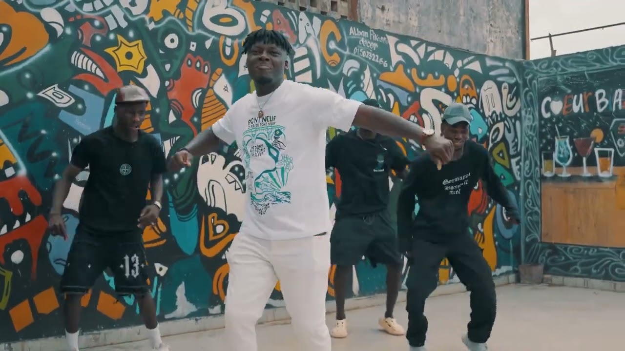 BOMI BÉNI - TITULAIRE ( Clip officiel)
