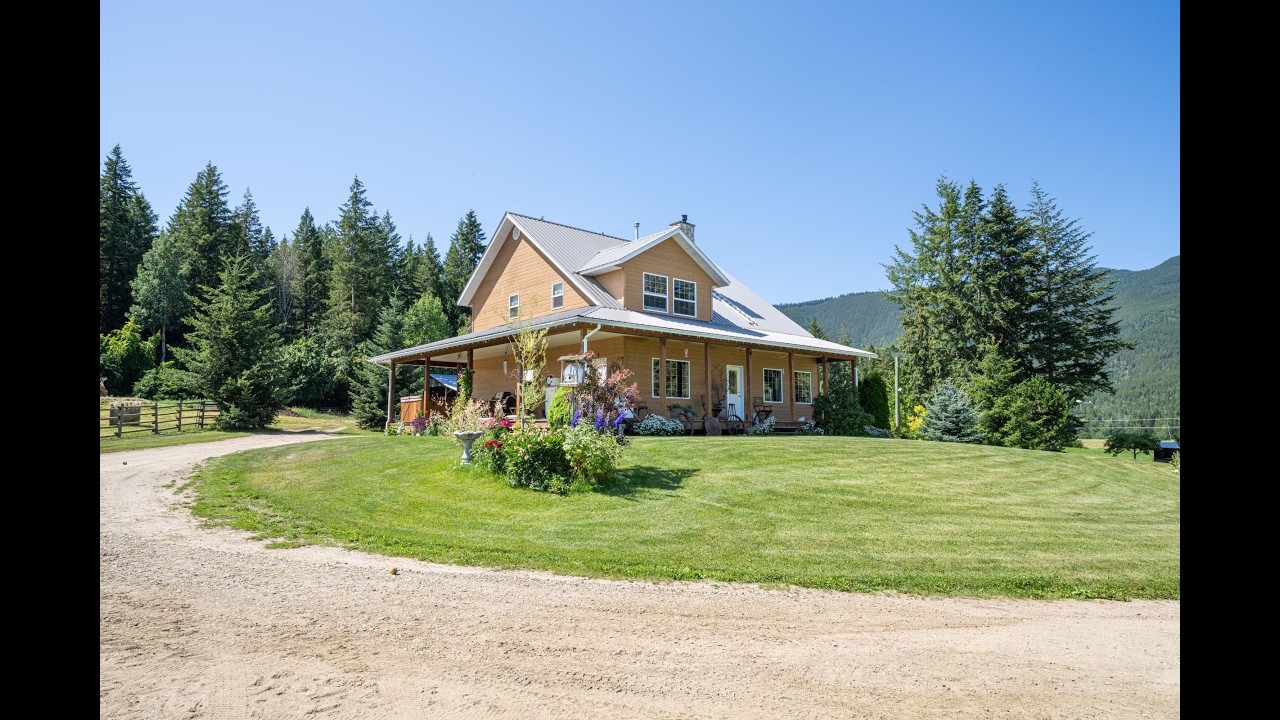 2990 50th Street NW Salmon Arm BC 21.6 Acres, House, Shop, Separate suite, 2 large sheds + hayland