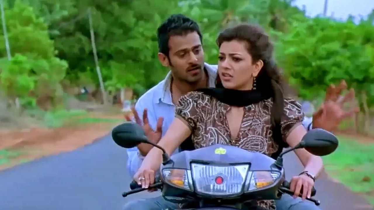 काजल अग्रवाल प्रभास को अपनी स्कूटी पर लिफ्ट देती हैं | No 1 Mr Perfect Best Movie Scene