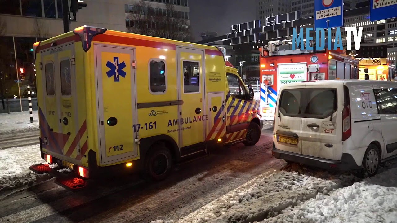 Drie gewonden na rookontwikkeling metro in station Dijkzigt Rotterdam
