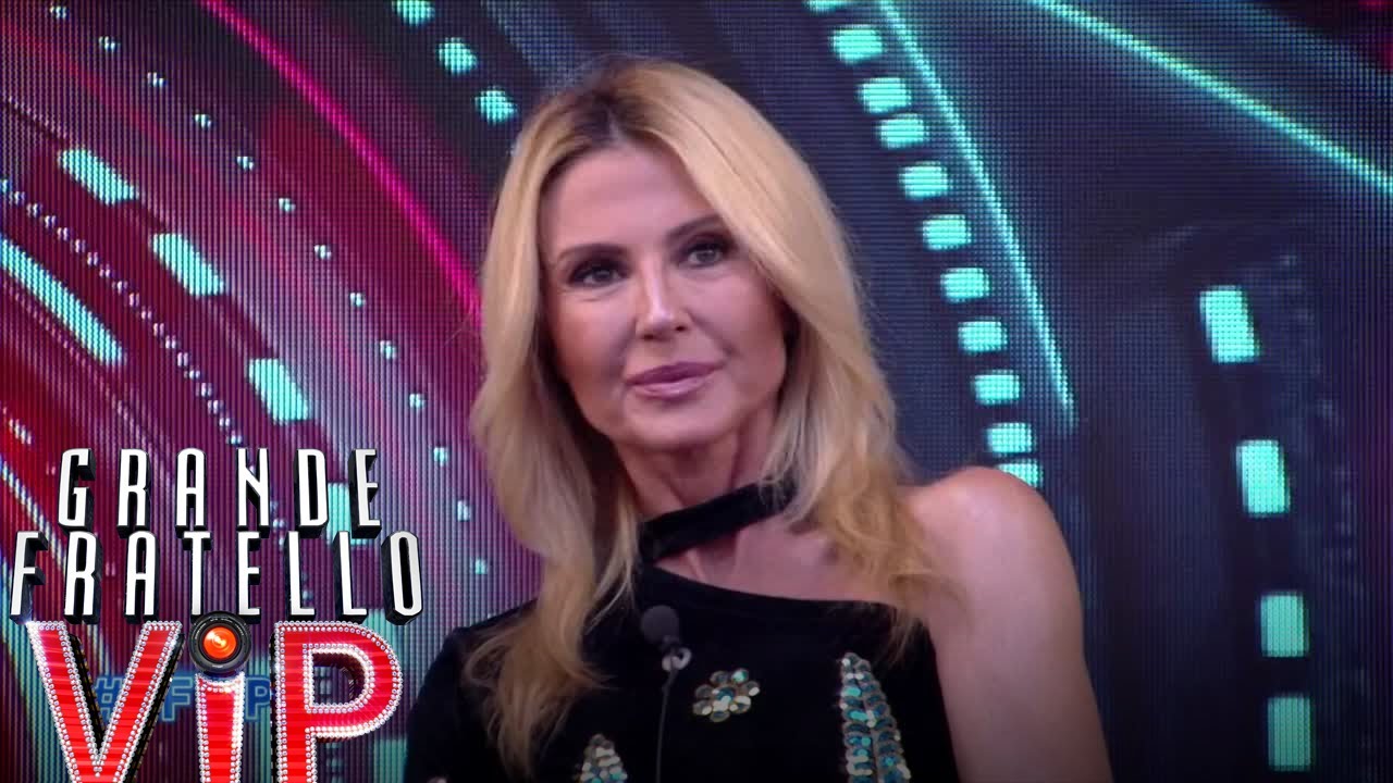 Grande Fratello VIP - Nathaly Caldonazzo deve lasciare la Casa