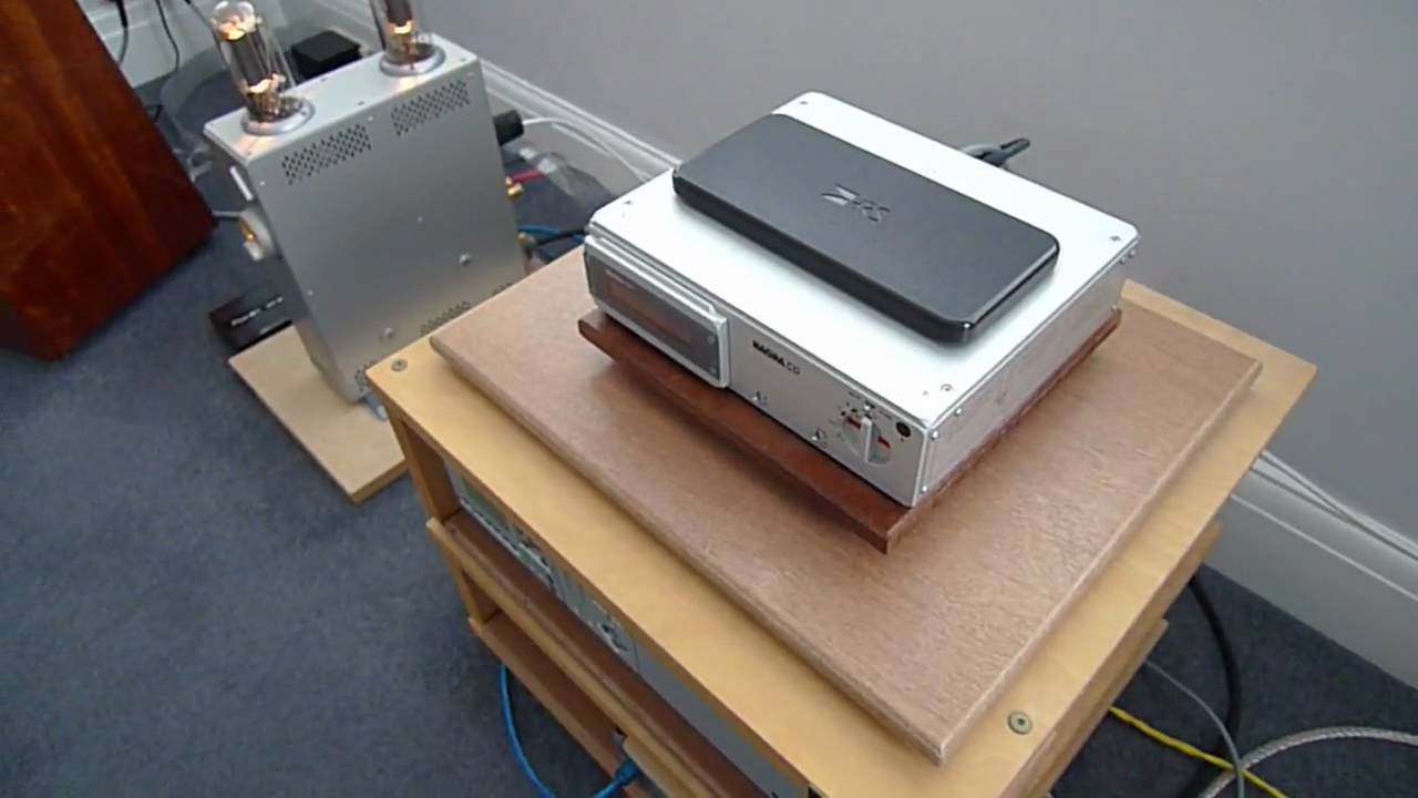 Loading The Nagra Transport