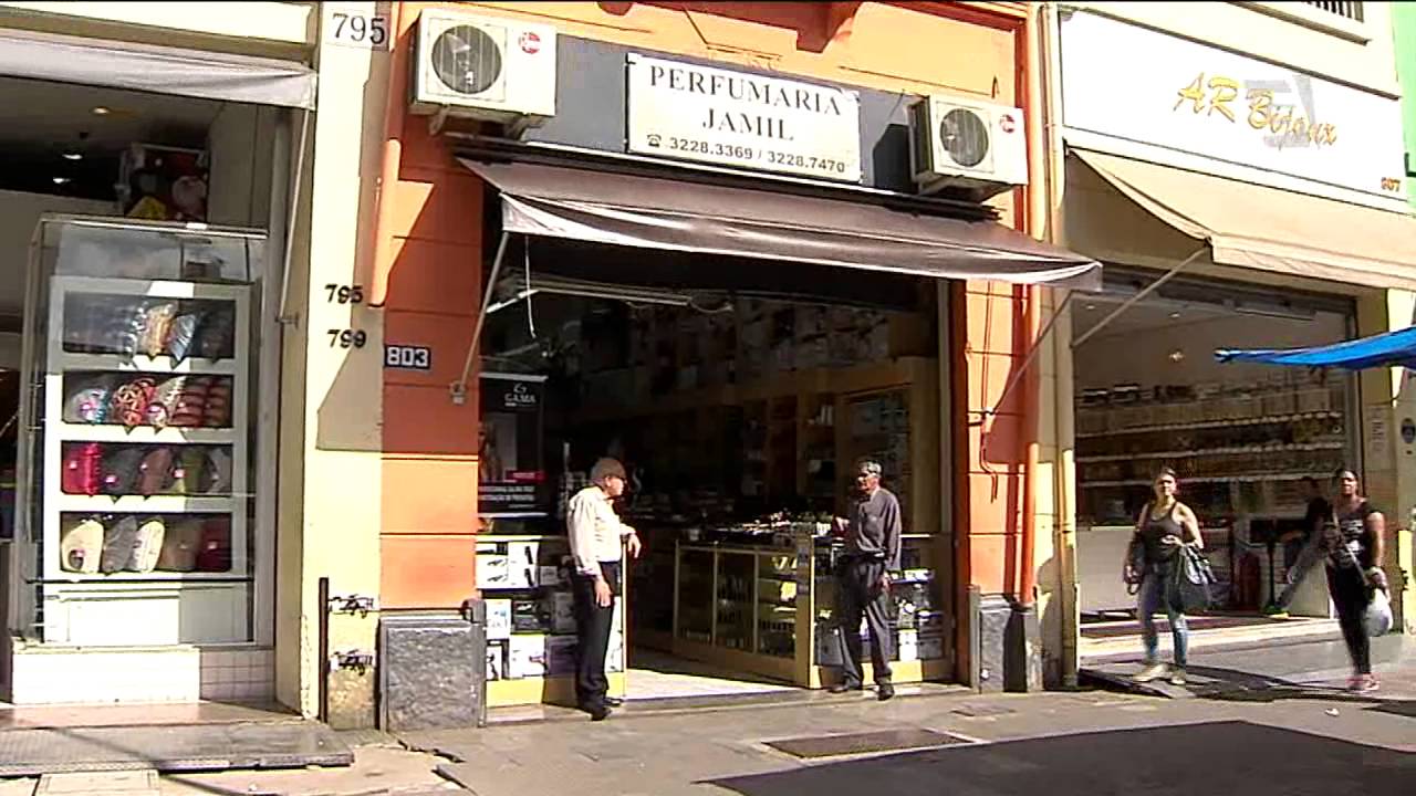 Rua 25 de Março é um registro da imigração árabe