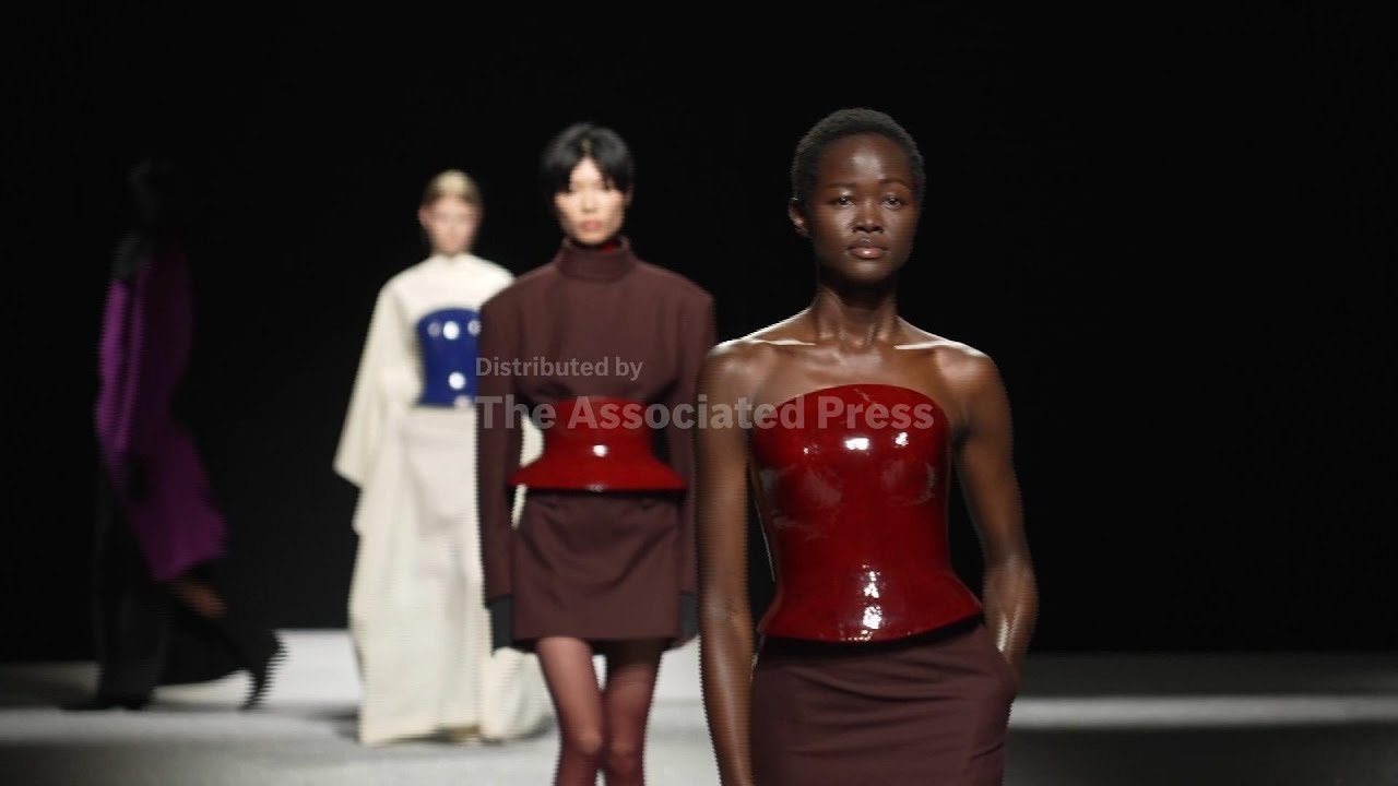 Satoshi Kondo unveils Issey Miyake Fall/Winter collection in Paris