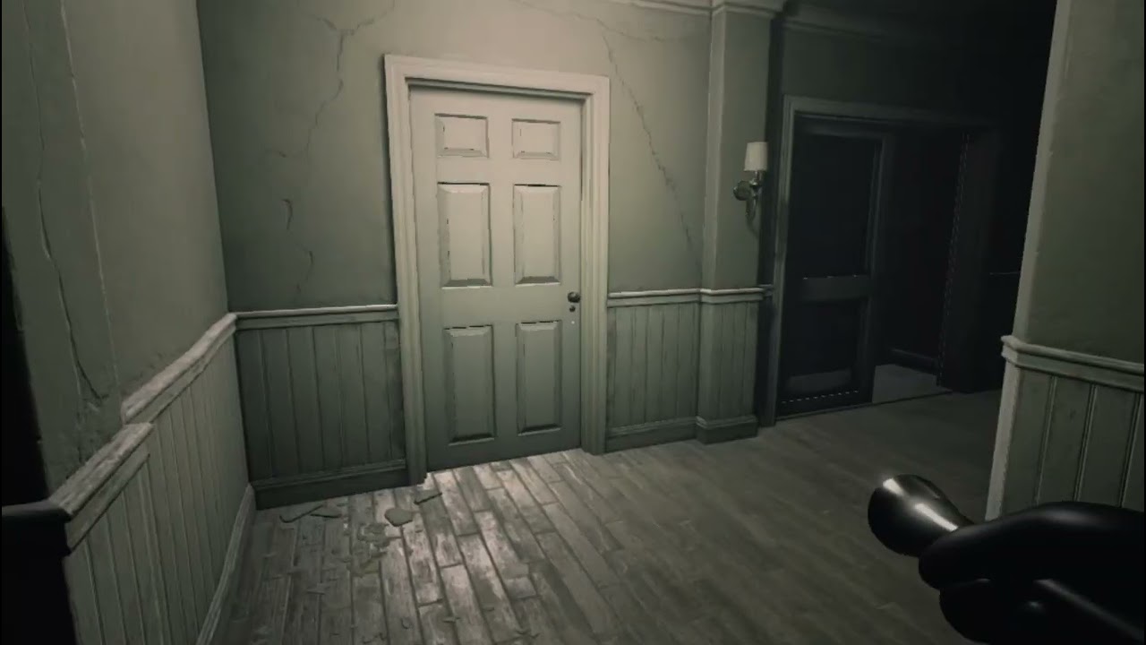 Escape the Backrooms: Level 9 hub door