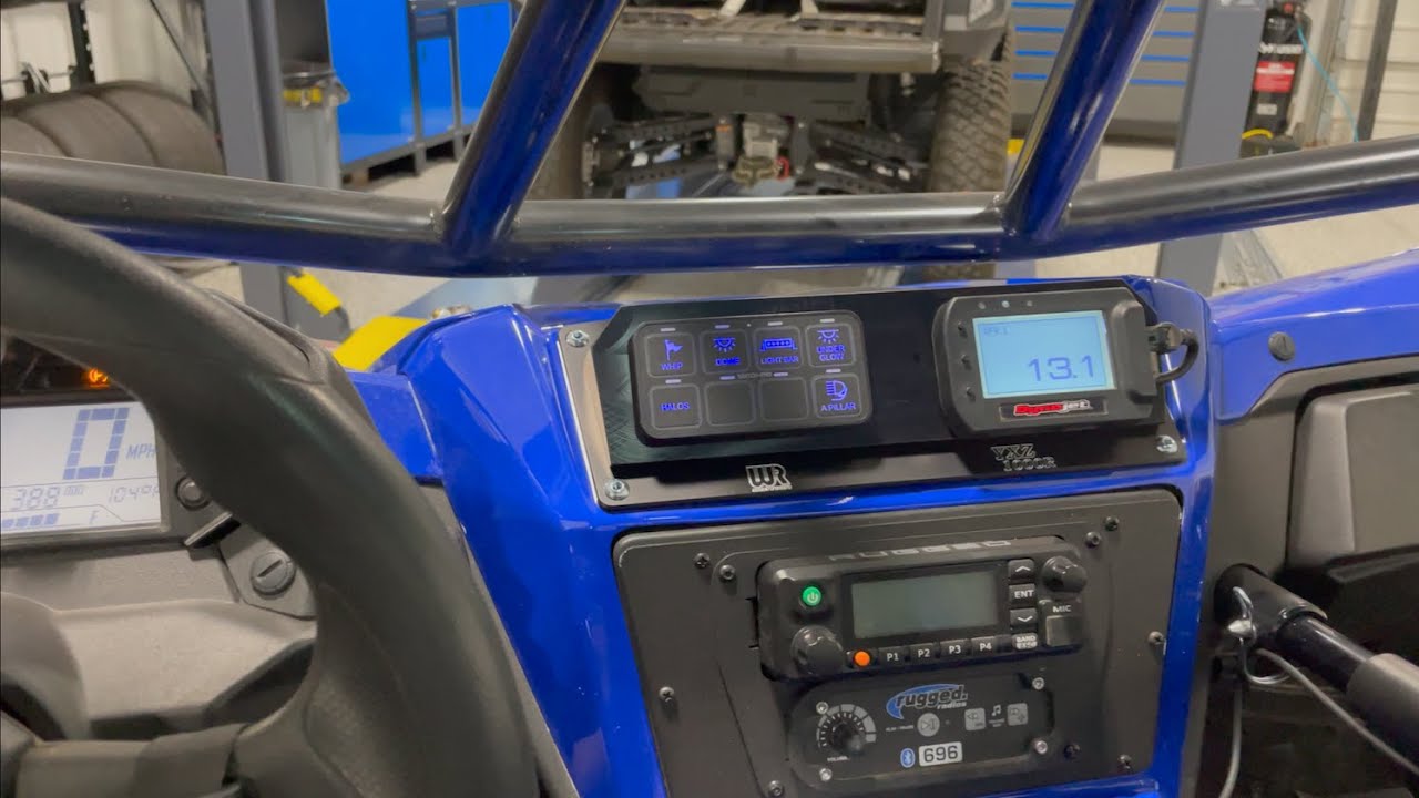 Установка приборной панели Weller Racing на YXZ