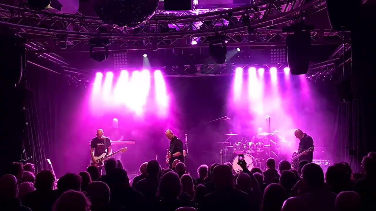 CURIOSITY Plays The CURE - Alone (intro) - Lindenbrauerei (D) le 04 Oct 25