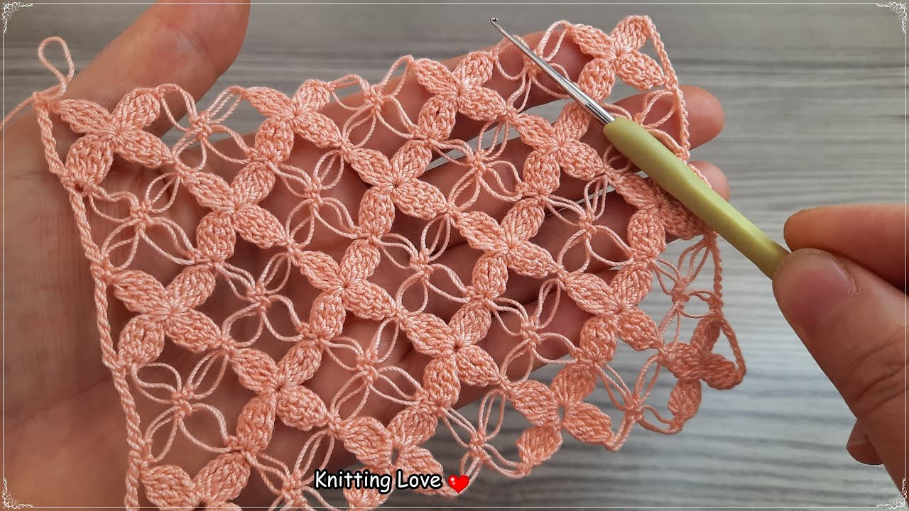 GORGEOUS Summer Crochet Lace Stitch 😍 | Easy Shawl Pattern tutorial