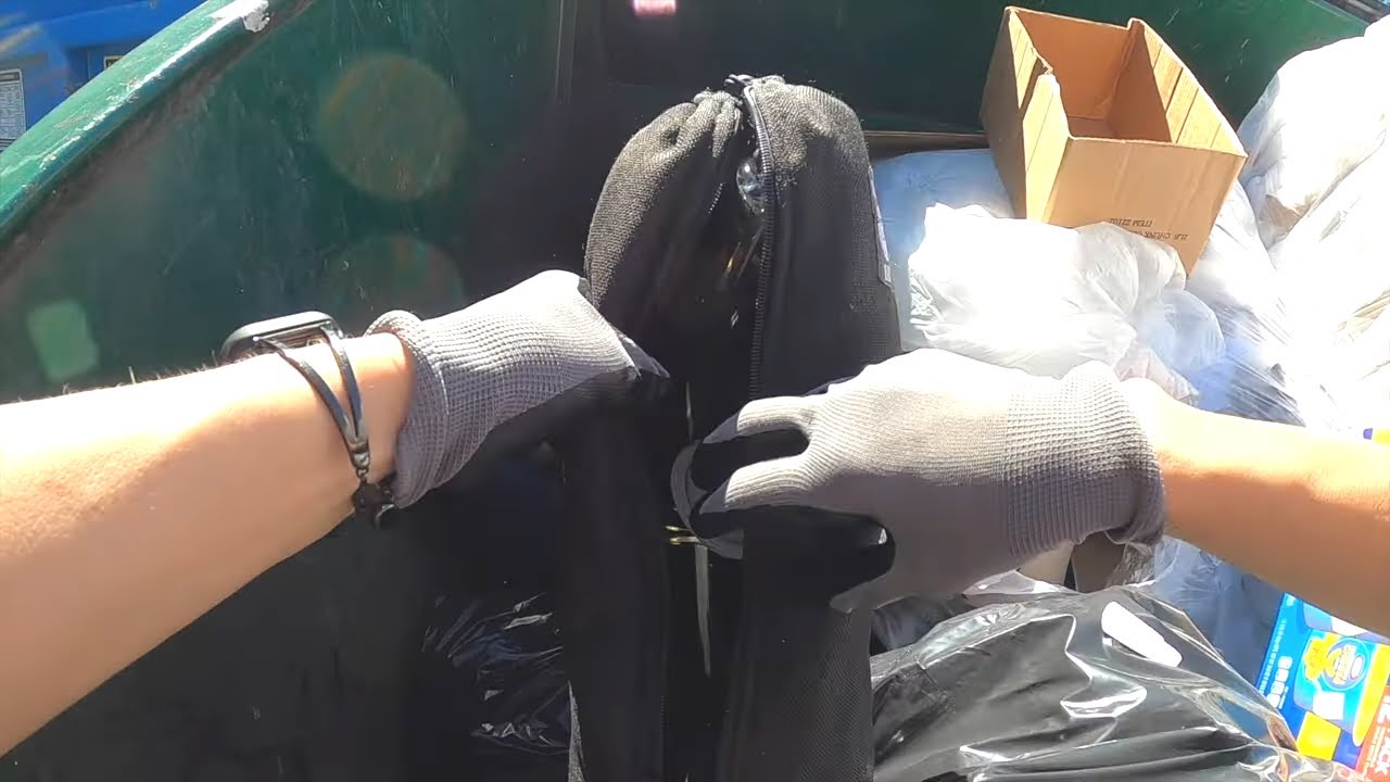 Dumpster Diving- What? Holy Moly! Black bag surprised me