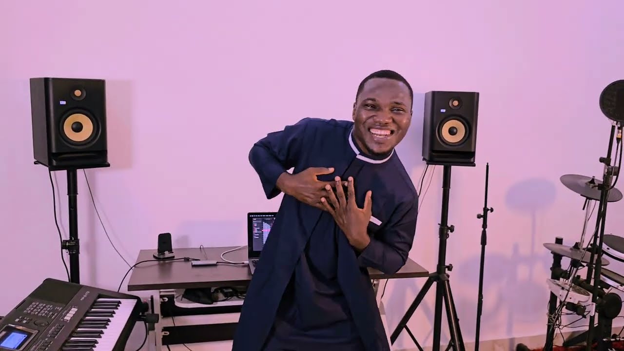 Pastor COURAGE - I HAIL YOU