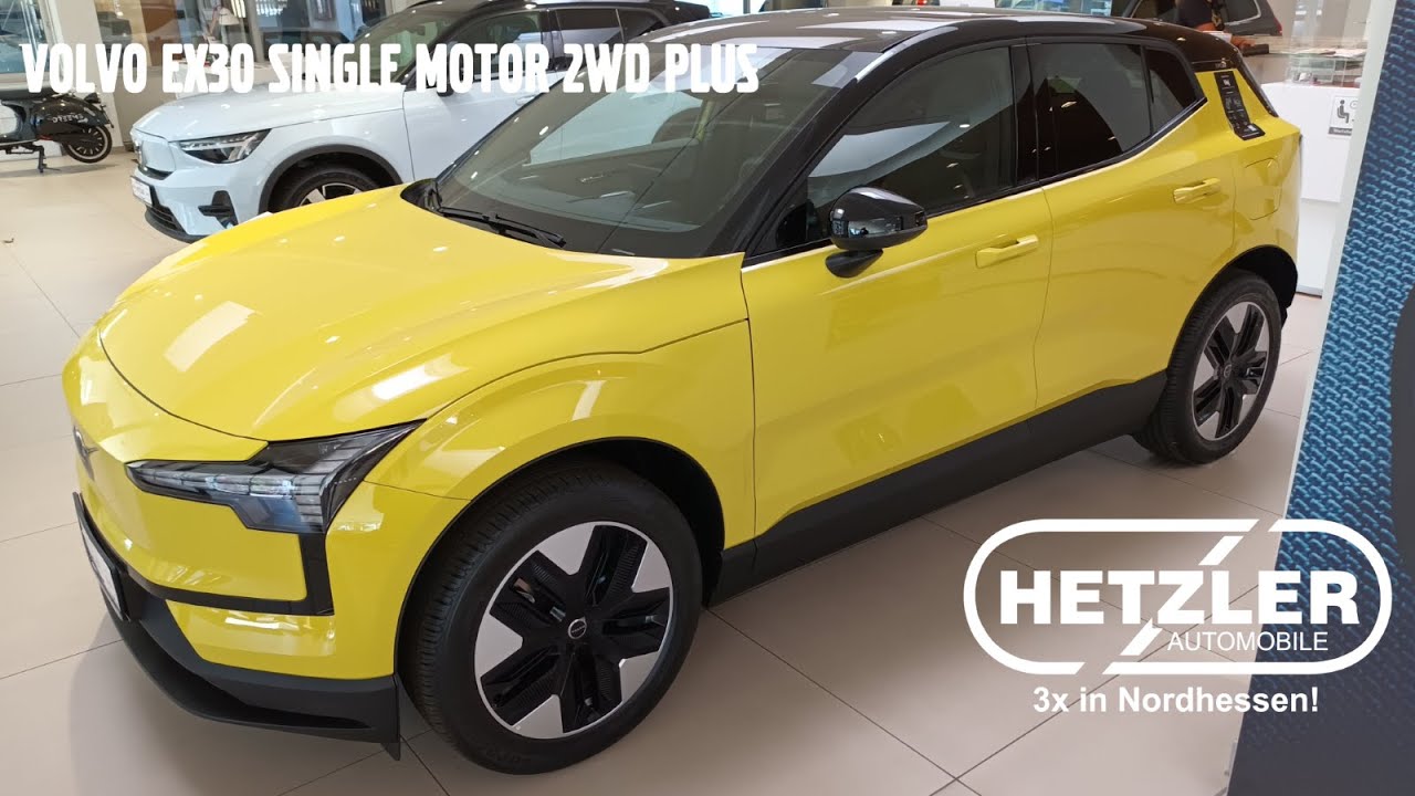 2024 Volvo EX30 Single Motor RWD Plus Moss Yellow walkaround