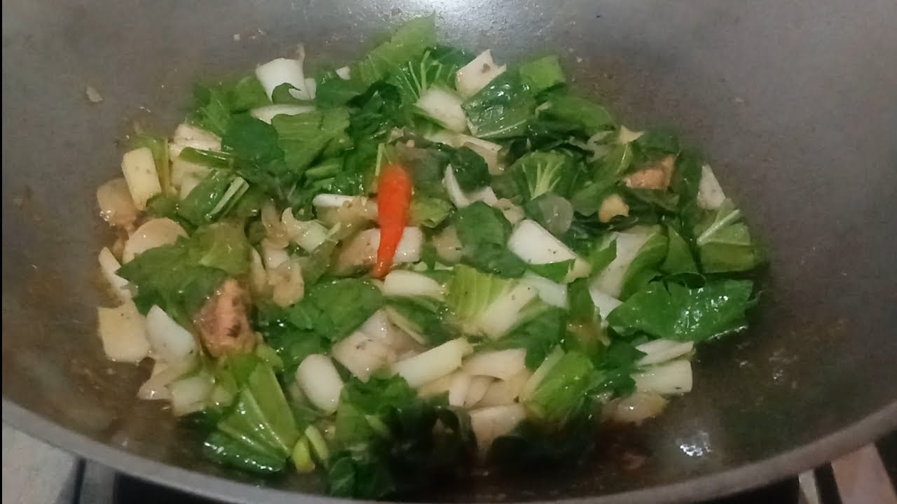 Stir-Fried Bok Choy with Sardines 🥬🐟 | Easy 10-Minute Budget Meal!