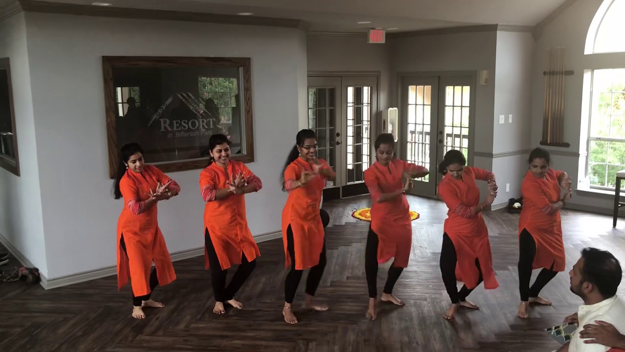 Kantha njanum varam dance
