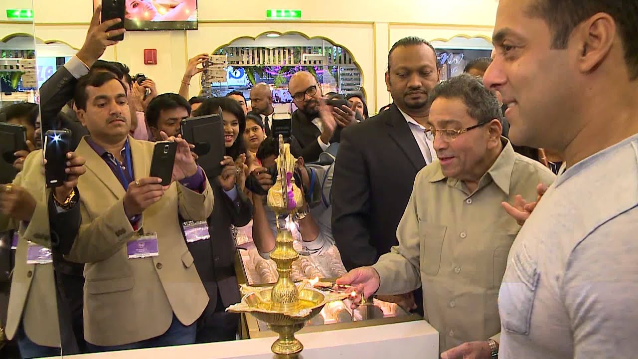 Salman Khan in Dubai. I Studio House85