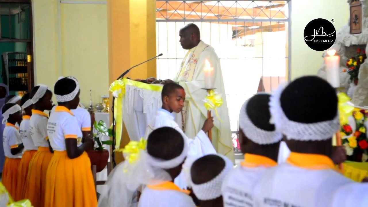 YESU AKAWAAMBIA - KWAYA YA MT DON DOSCO VIJIBWENI WAKIWA PAROKIA YA MJI MWEMA KIGAMBONI