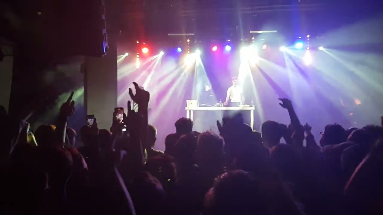 SENTINO - Zapytaj o mnie LIVE POZNAŃ B17