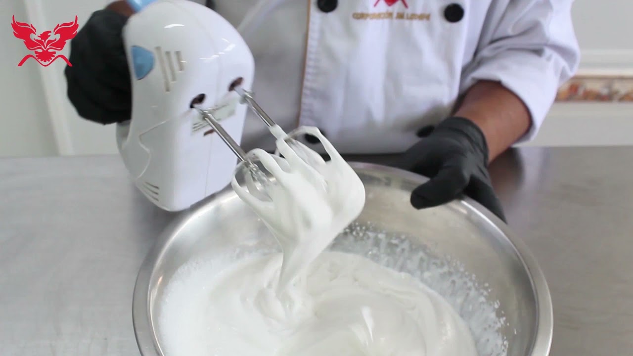 PREPARACION DE MASS CREAM CON BATIDORA DE MANO