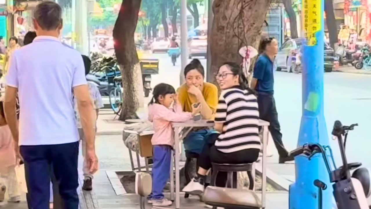顛覆三觀，眼前一幕？沿路還發現好幾個 誤入小鎮紅燈區實錄（貼文20250605)