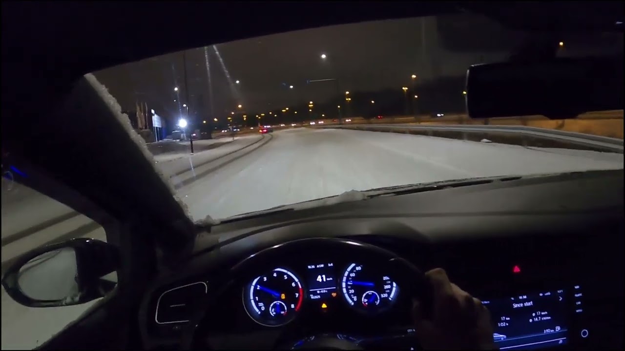 Vw Golf R Mk7 Vs Snow - POV Snow Drifting