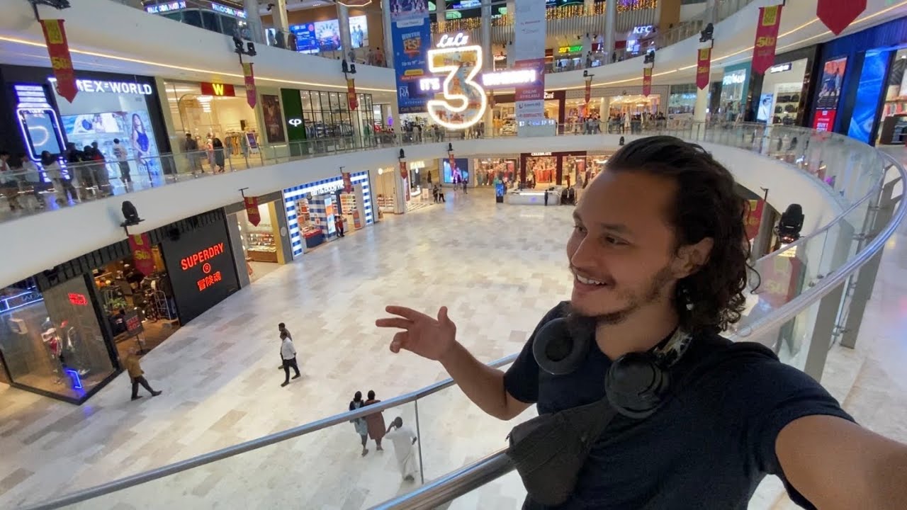 I Explored India’s BIGGEST Mall 🇮🇳 LULU MALL TRIVANDRUM