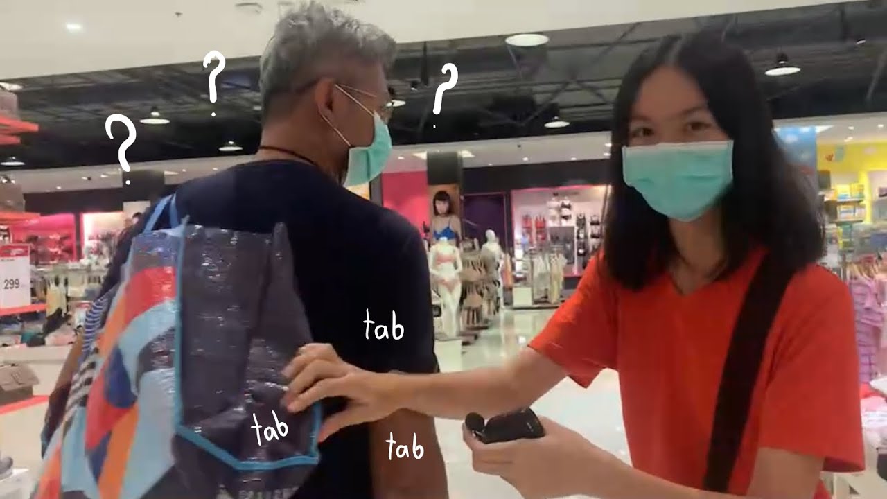 ASMR Thai At Public Toy Zone 🧸 เคาะสิ่งต่างๆในห้าง(คนมองเยอะมาก)😂