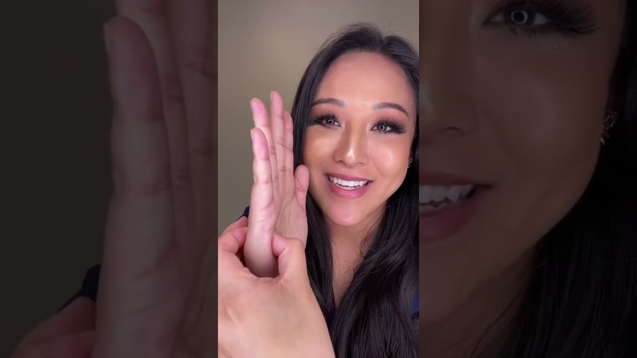 NECK PAIN? A HAND TRICK 🥰#acupressure #painrelief #neckpain #muscletension