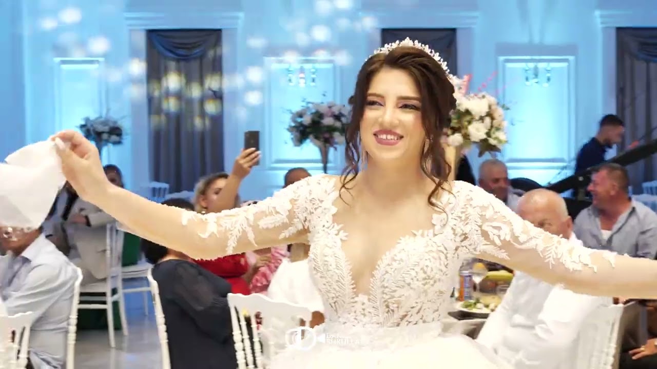 sa bukur hyn nusja me babain dasma Kristina &Gani Dasma shqiptare 2022