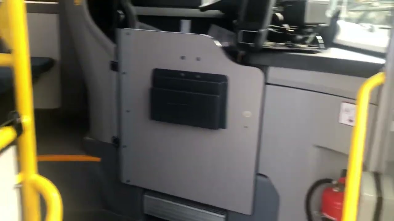 Doors of Ex Nobina Volvo 8900 LE