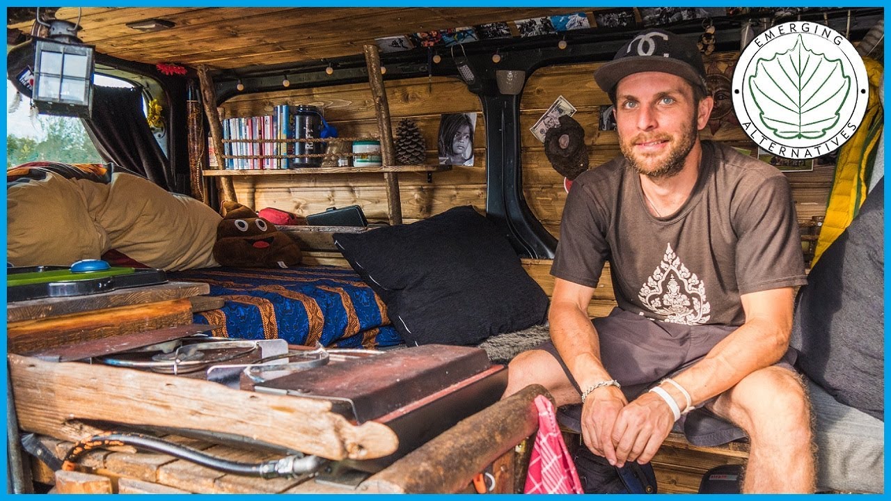 Swiss Adventurer built his Camper Van in 12 Days and lives in it full time ( Van Tour & Van Life )
