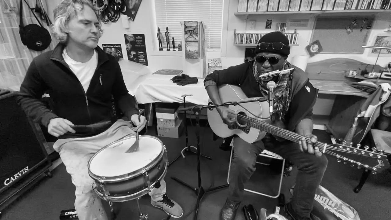 Sunday Mess Around - Daryl McDade and André Banini