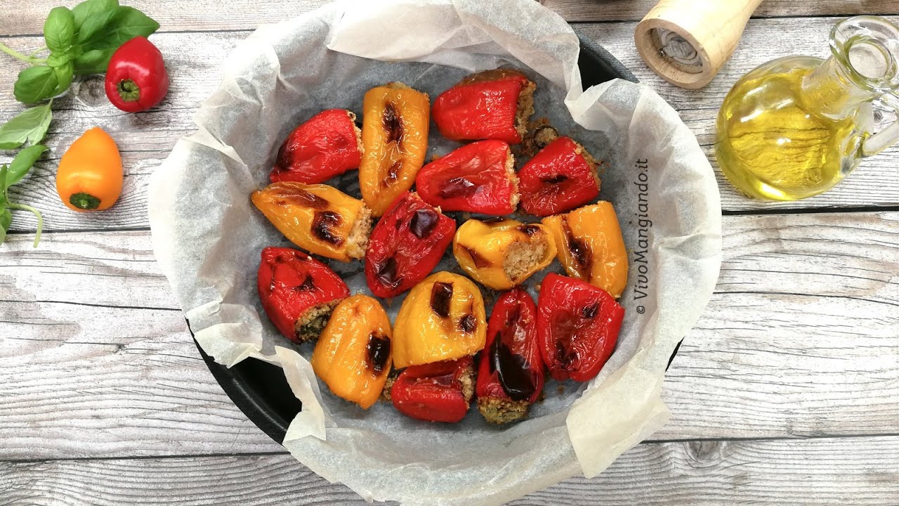 Peperoni dolci ripieni al forno - peperoni snack