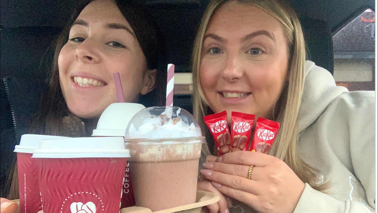 TRYING THE NEW KITKAT MENU AT COSTA