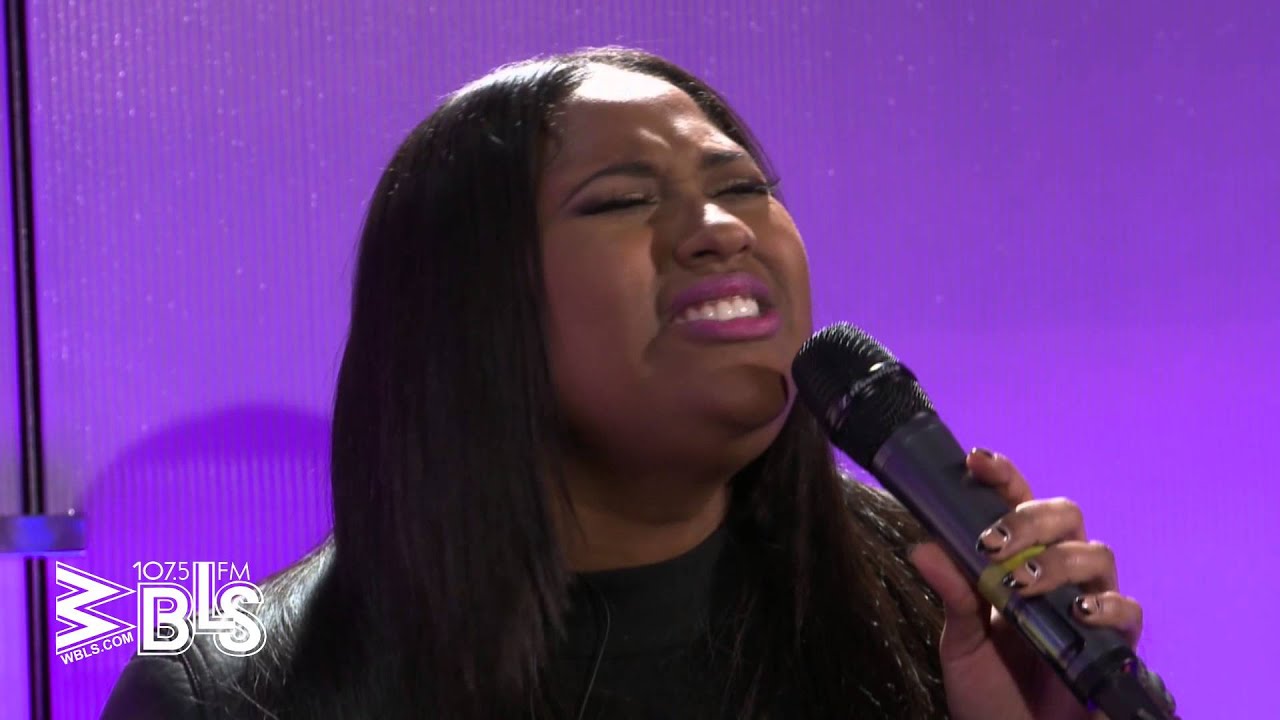 Jazmine Sullivan performs 