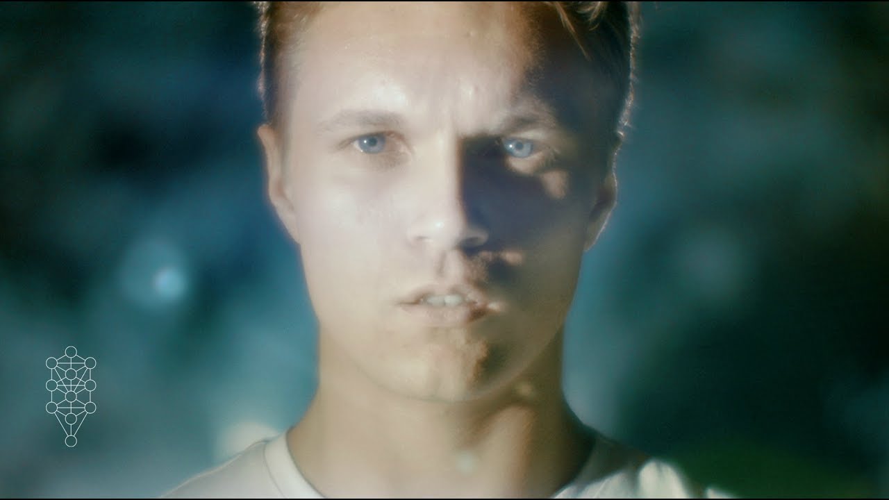 DOMINIK PORT - STROJ ČASU [OFFICIAL VIDEO]