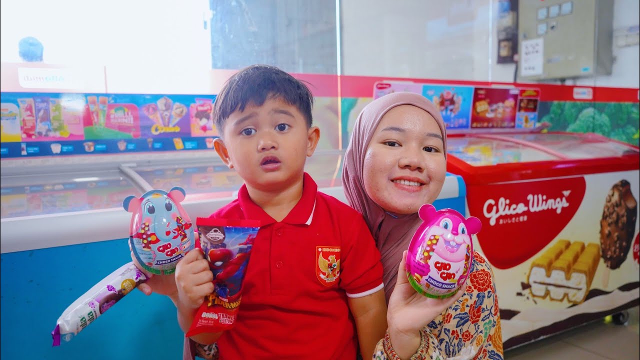AZAM PENGEN JAJAN ES KRIM SPIDERMAN 🥳