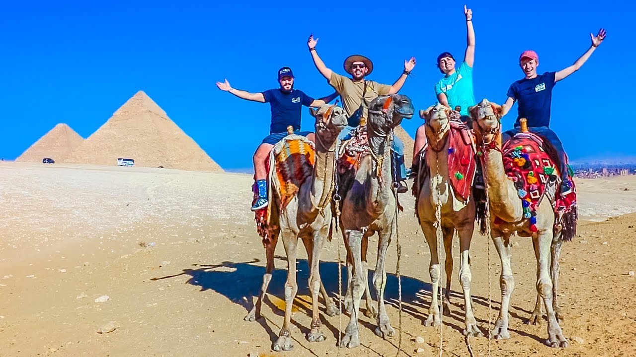 RIDING CAMELS AT THE GREAT PYRAMIDS!
