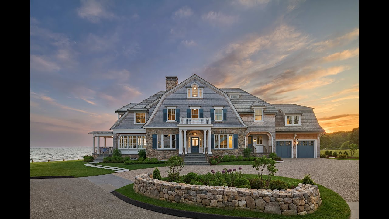 Coastal Gambrel Shingle Design