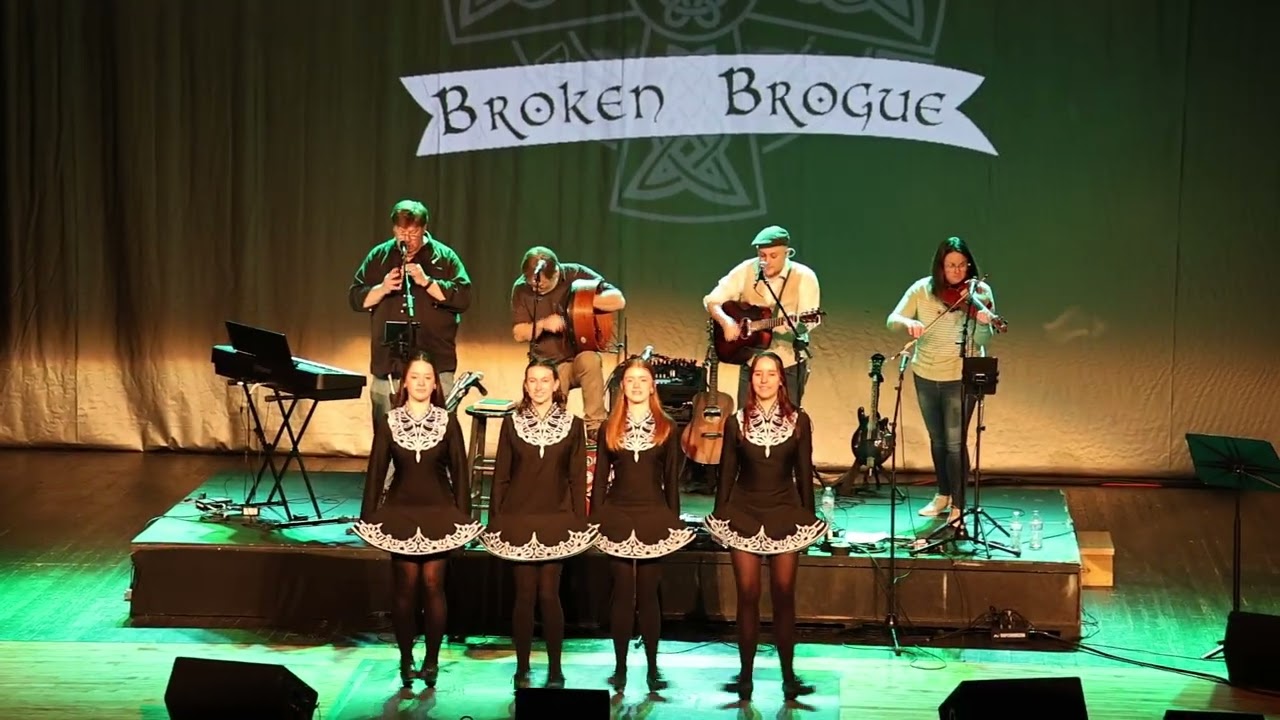 Broken Brogue hornpipe with Shamrock Academy Irish dancers @ Lincoln Square Theater Decatur 3/13/26