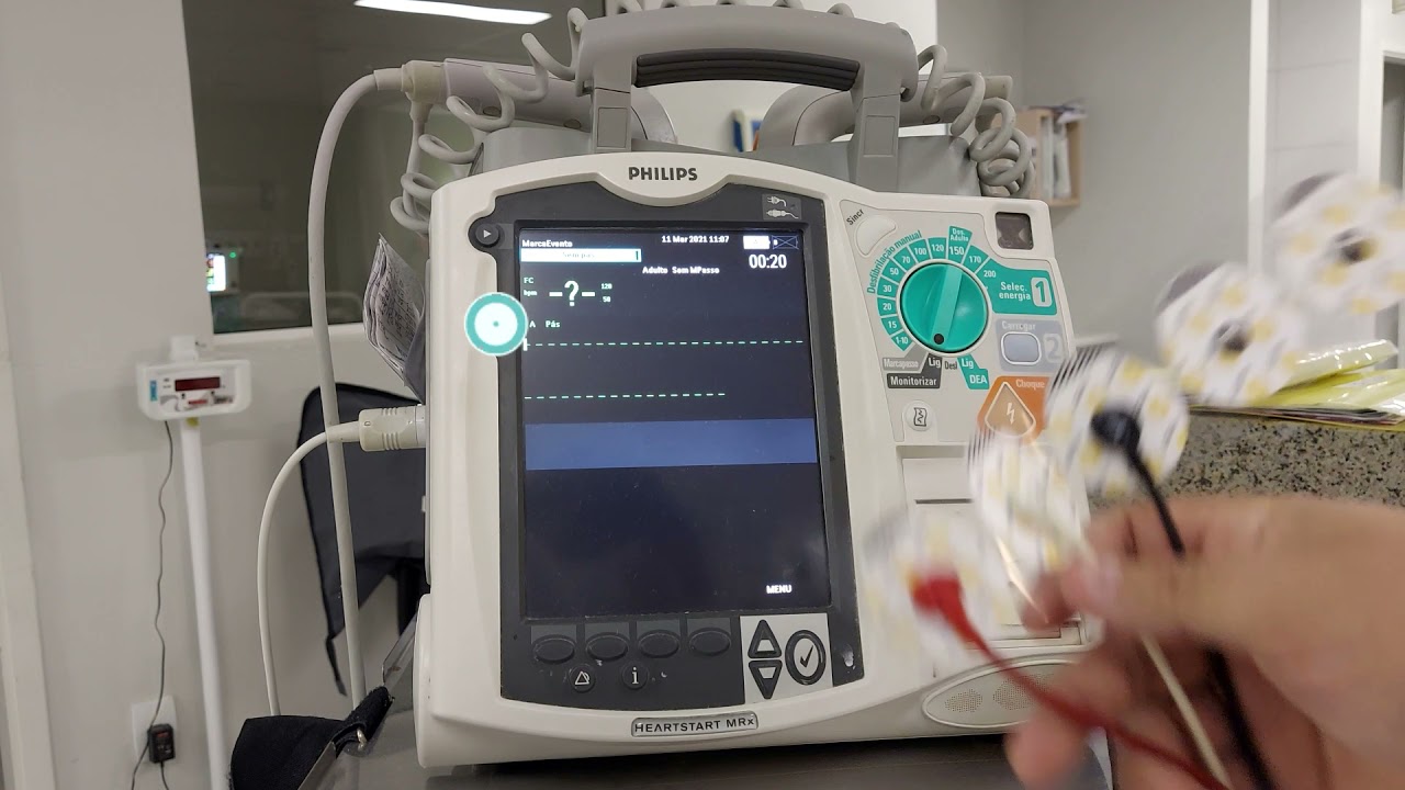 CARDIOVERSOR / DESFIBRILADOR | CARRO DE EMERGENCIA | PCR | DESFIBRILAÇÃO
