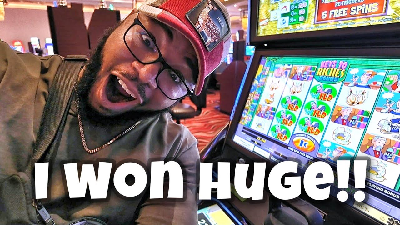 The Most Money I've Ever Won On This Slot Machine!!