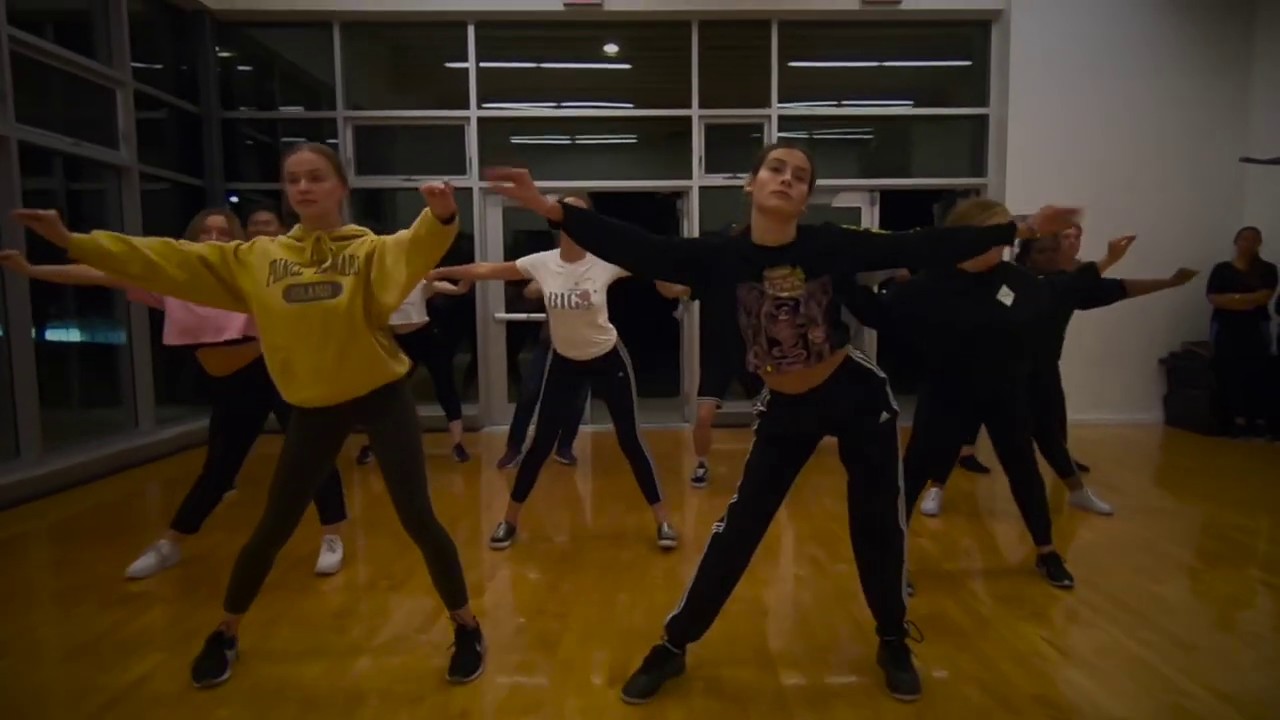 ELLA MAI - SAUCE / UBCO Urban Dance Club