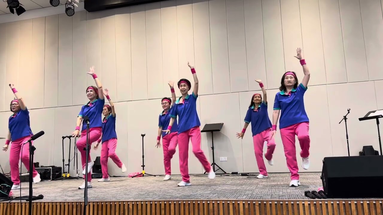 赞美操8 我的慈爱必不离开你