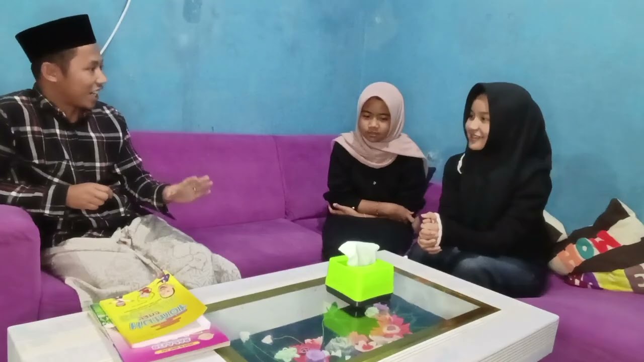 Tugaa Ujian praktik Bahasa Indonesia dan IPS kelas 9A. (Oktarina dan Bellva) 