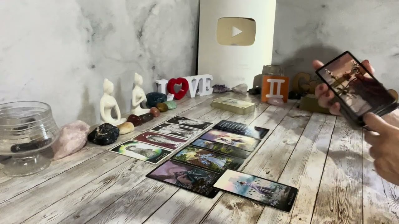 ♊️Gêmeos//Correndo para as colinas!
